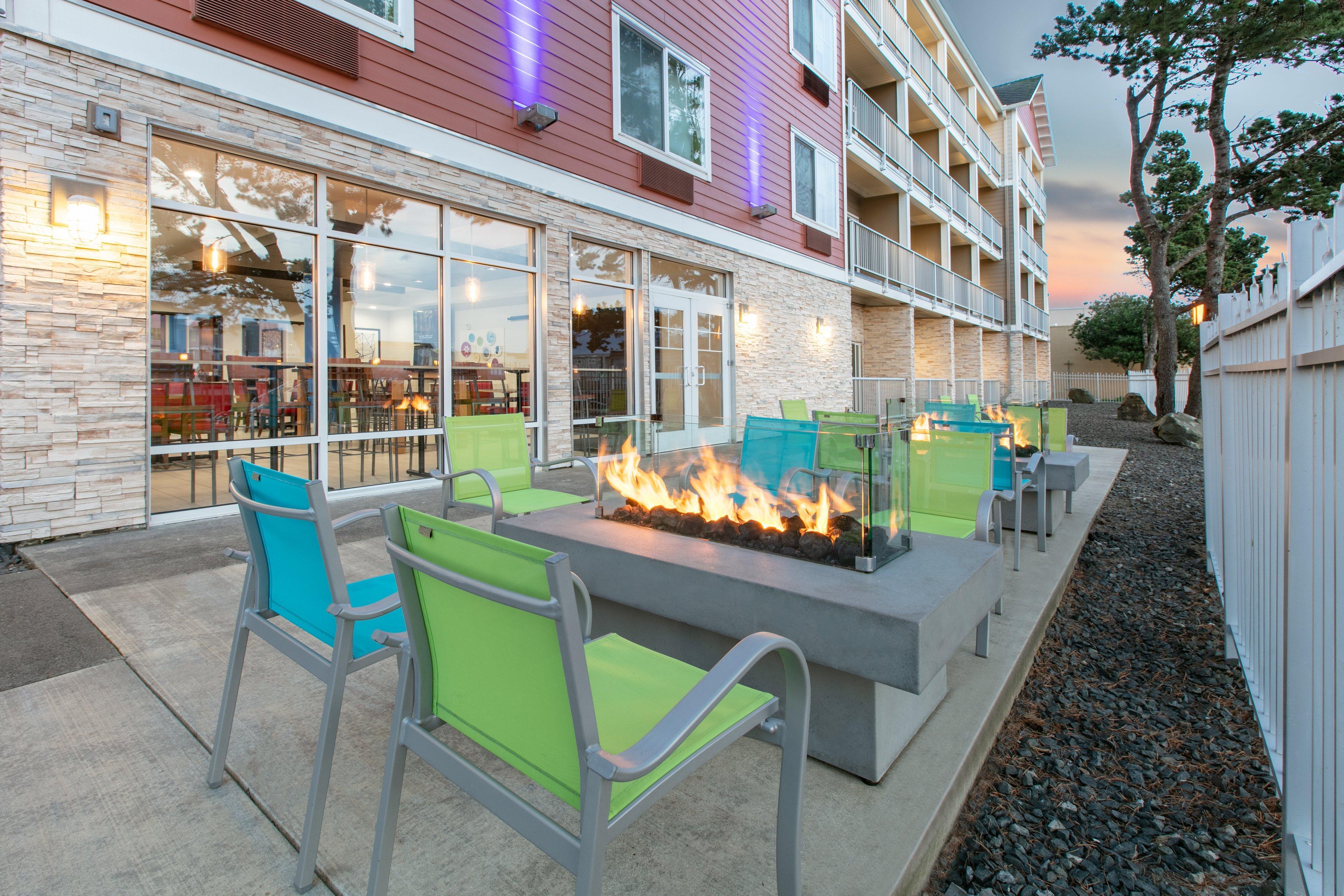 Holiday Inn Express Hotel & Suites Seaside Convention Center By Ihg מראה חיצוני תמונה